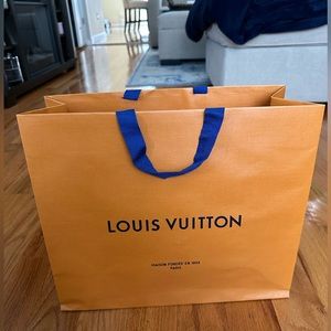 Louis Vuitton Shopping Bag in Great condition.